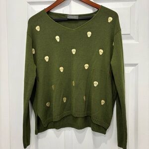 Wooden Ships Olive Green V-Neck Sweater with Skull Pattern Size S/M